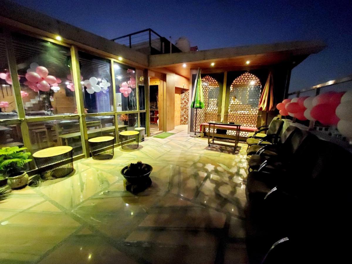 The Lodge B&B Джайпур Екстериор снимка